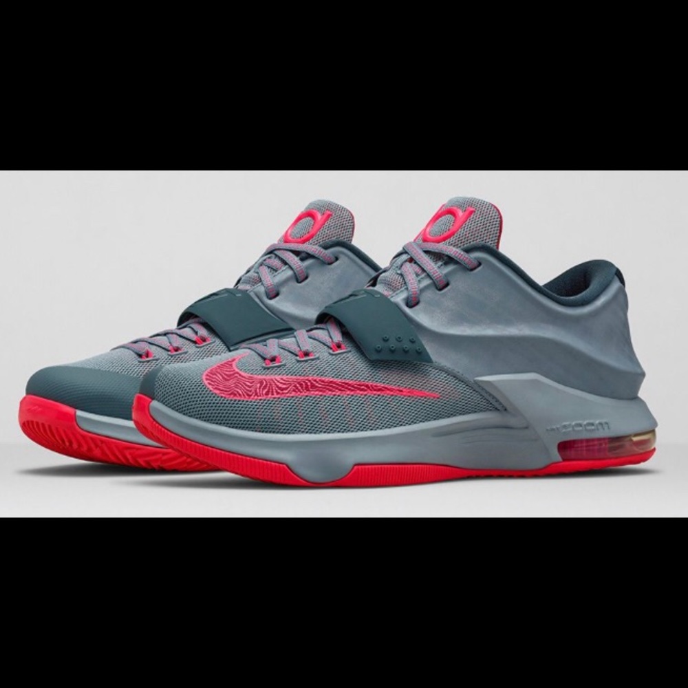 KD VII “Calm Before The Storm” Sneakers